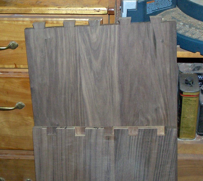 Dovetails for the bottom